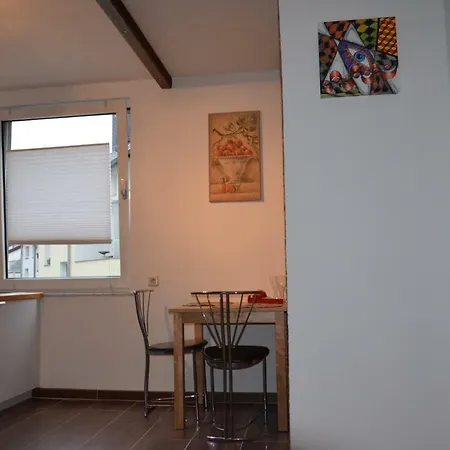 78 Ellerstrasse Apartment *